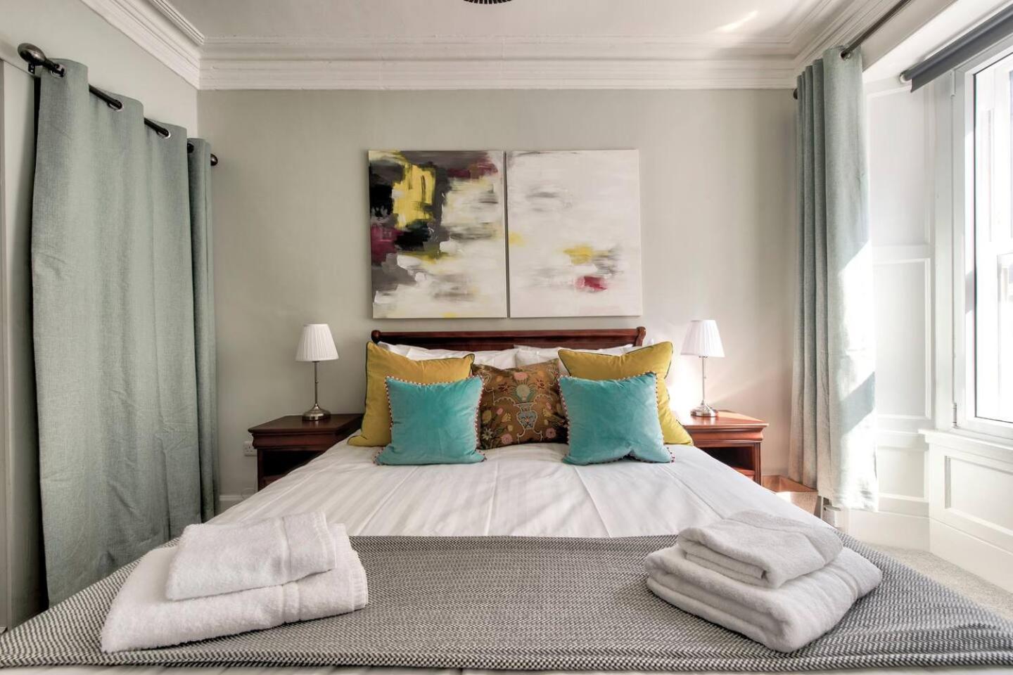 Guestready - Spacious And Beautiful 2Br Flat In Morningside Edinburgh Bagian luar foto
